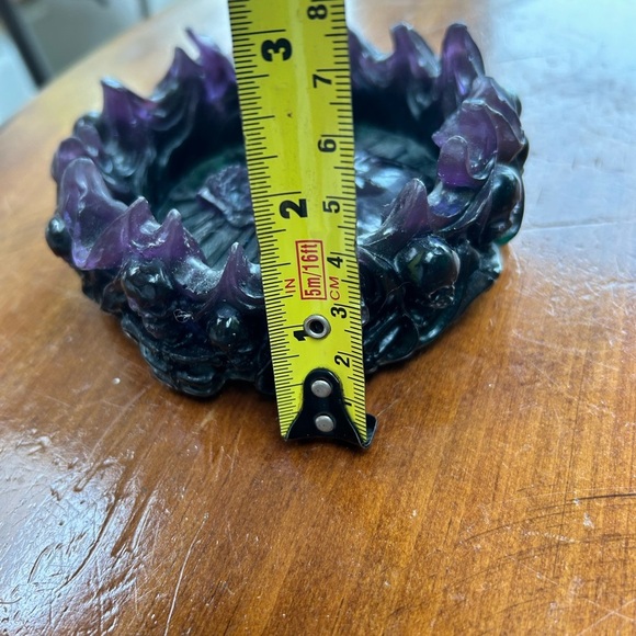 Blue and purple rain skull ashtray- skulls around outside. New - great gift - Picture 5 of 11